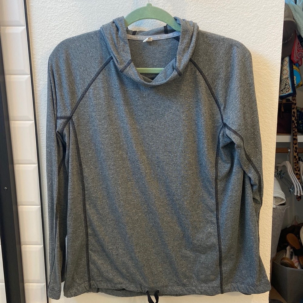 Underarmour light weight hoodie